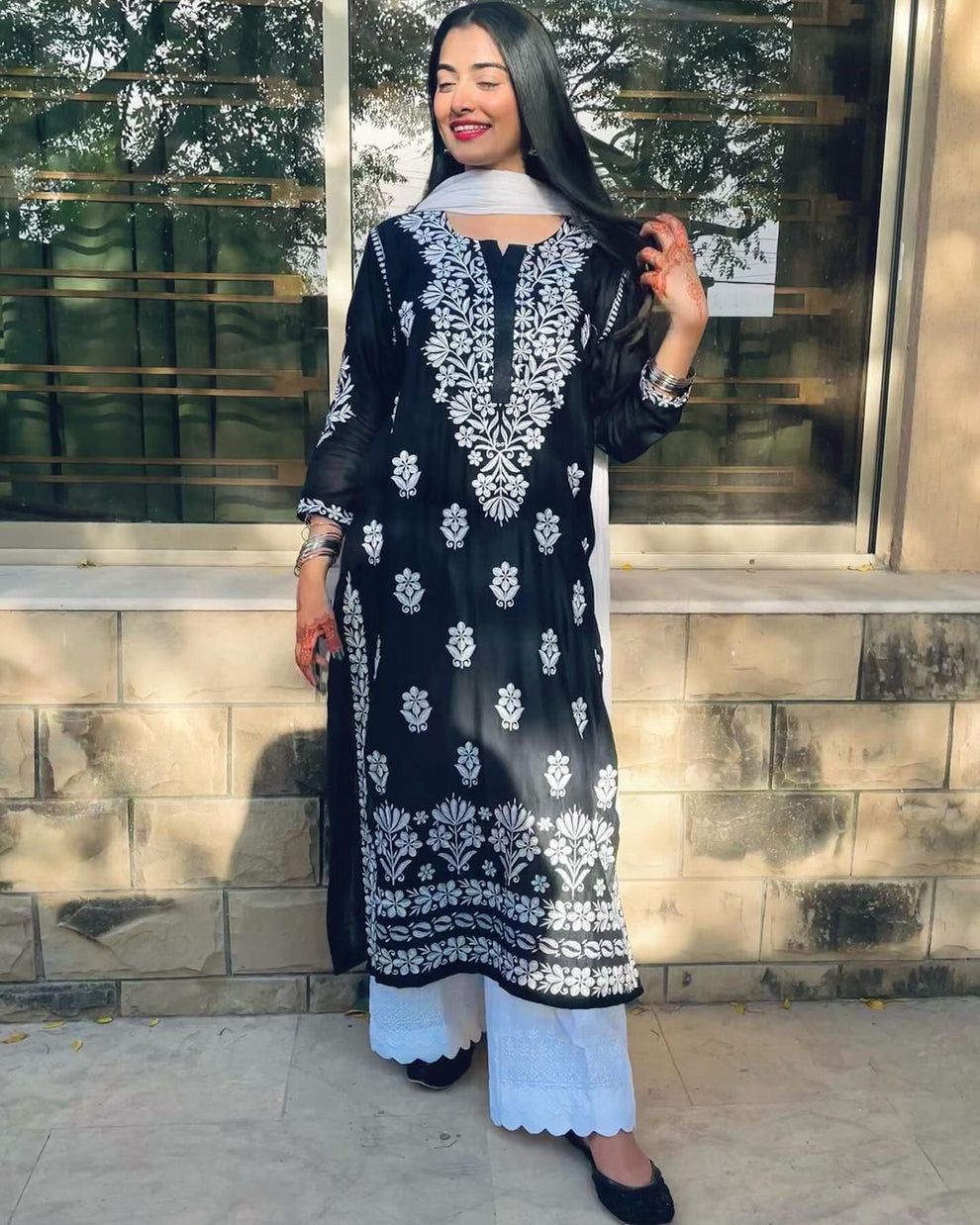 MOST TRENDING INDIAN EMBROIDERED KURTI